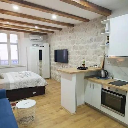 Tramuntana Free Parking Apartman Dubrovnik Kültér fotó